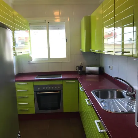 Stunning Views To The Sea / Center Apartment