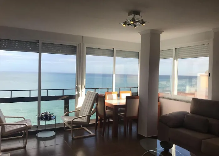 Апартаменти Stunning Views To The Sea / Center *