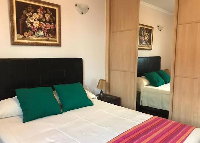 Stunning Views To The Sea / Center Апартаменти *