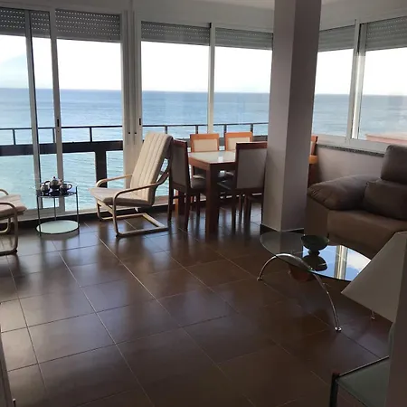 Апартаменты Stunning Views To The Sea / Center Фуэнхирола